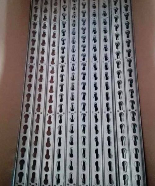 KTMT02 Hdg Keyhole Track 5 foot