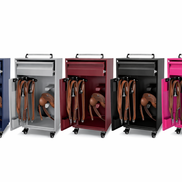 Tack locker (H1180mm with wheels W:600mm D:660mm) (DUE IN JUNE)